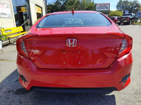 Used 2017 Honda Civic EX image 7