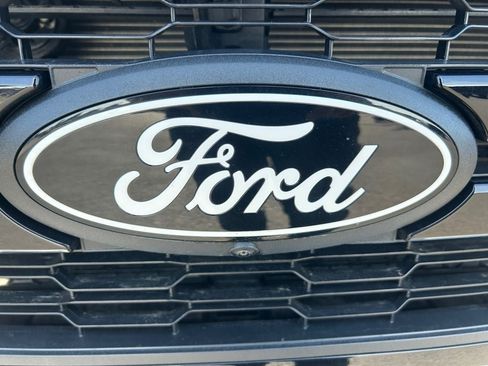 Used 2025 Ford F150 Lariat AWD/4WD image 34