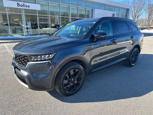 Used 2021 Kia Sorento S image 3