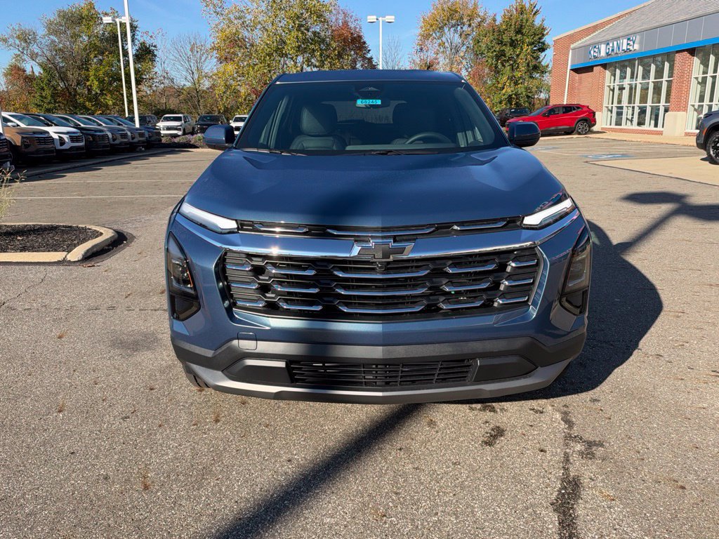 New 2027 Chevrolet Equinox LT w/ Convenience Package II AWD/4WD image 6
