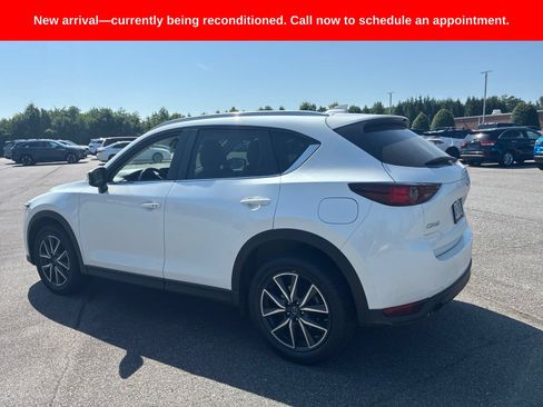 Used 2018 MAZDA CX-5 Touring w/ Preferred Equipment Package FWD image 7