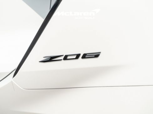 Used 2023 Chevrolet Corvette Z06 w/ Z07 Performance Package RWD image 29
