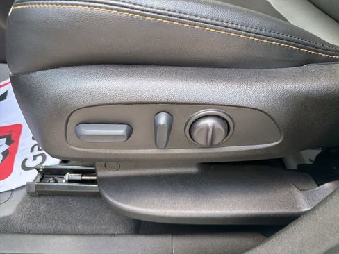 Certified 2022 Chevrolet Equinox Premier FWD image 20