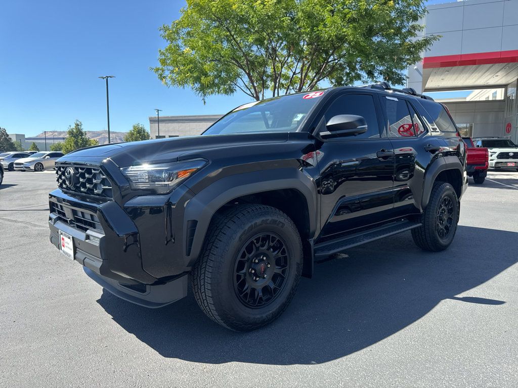 Certified 2025 Toyota 4Runner TRD Off-Road Premium AWD/4WD image 7