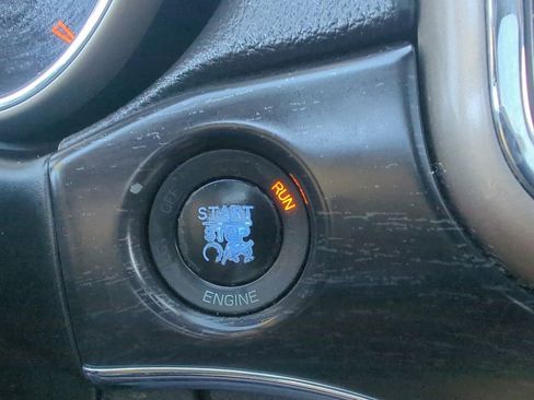 Used 2014 Jeep Grand Cherokee Limited image 27