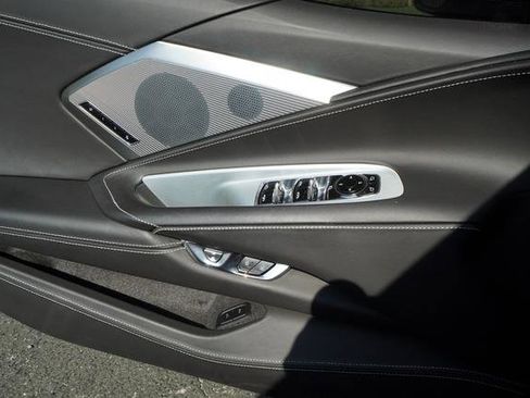 Used 2022 Chevrolet Corvette Stingray Premium Conv w/ Z51 Performance Package image 14