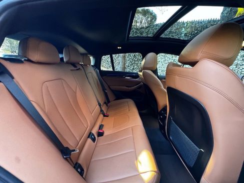 Used 2023 BMW X4 M40i w/ Premium Package image 23