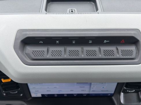 Used 2023 Ford Bronco Badlands w/ Sasquatch Package AWD/4WD image 41