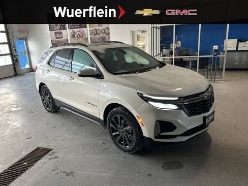 Certified 2022 Chevrolet Equinox RS w/ RS Leather Package image 1