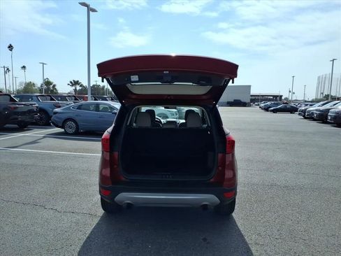 Used 2019 Ford Escape Titanium image 20