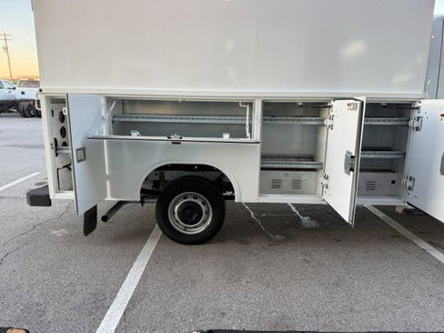 Used 2018 Ford Transit 350 138 image 15