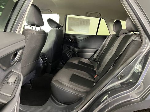 Used 2024 Subaru Outback Premium AWD/4WD image 13