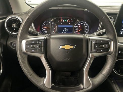 Used 2024 Chevrolet Blazer LT w/ Convenience Package FWD image 5