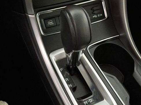 Used 2022 Subaru Ascent Limited w/ Technology Package image 19