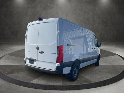 New 2025 Mercedes-Benz Sprinter 2500 image 3