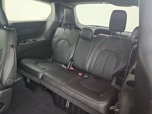 New 2027 Chrysler Pacifica LX FWD image 29