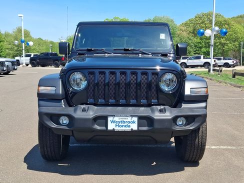 Used 2023 Jeep Wrangler Unlimited Sport AWD/4WD image 2