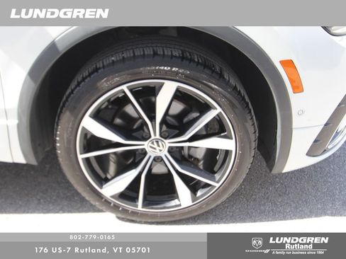 Used 2024 Volkswagen Tiguan SEL R-Line AWD/4WD image 13
