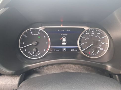 Used 2024 Nissan Sentra SV FWD image 16