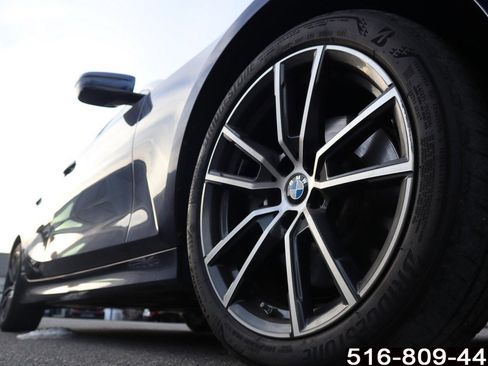 Used 2020 BMW 330i xDrive 330i xDrive w/ Driving Assistance Package image 11
