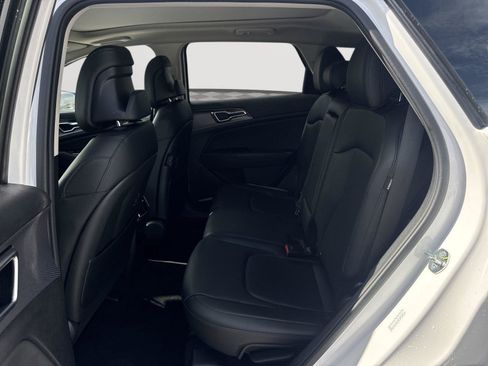 Used 2025 Kia Sportage SX FWD image 20