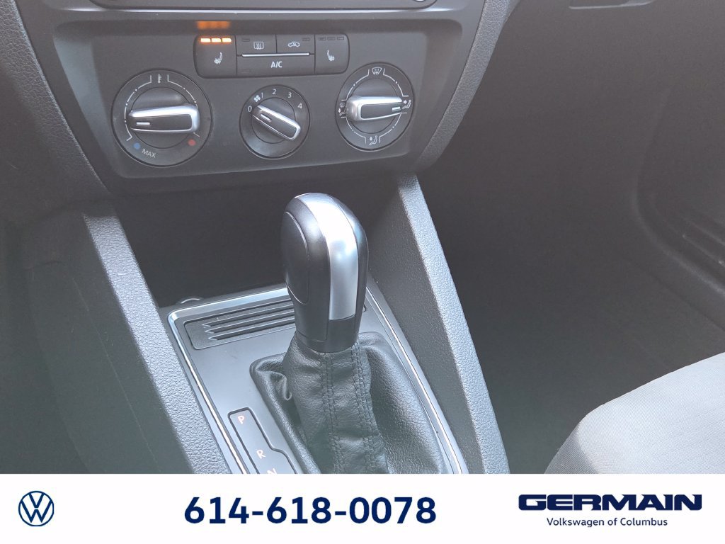 Used 2017 Volkswagen Jetta S w/ Jetta S Cold Weather Package FWD image 30