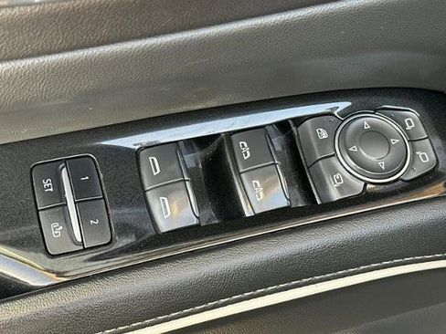 Certified 2022 Cadillac Escalade Sport w/ LPO, ONYX Package image 11