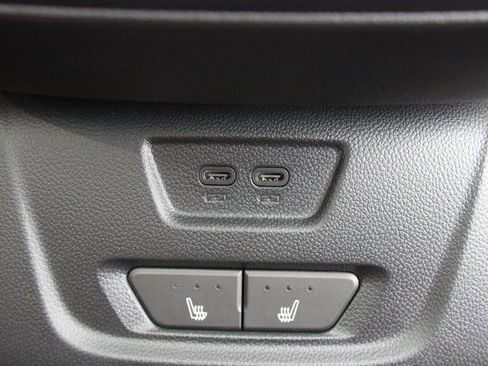 New 2025 Chevrolet Blazer EV RS image 36