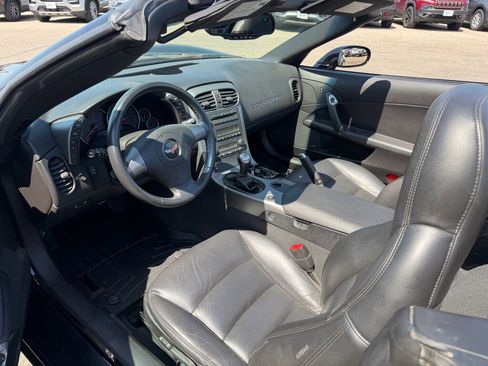 Used 2006 Chevrolet Corvette Convertible w/ Preferred Equipment Group RWD image 7