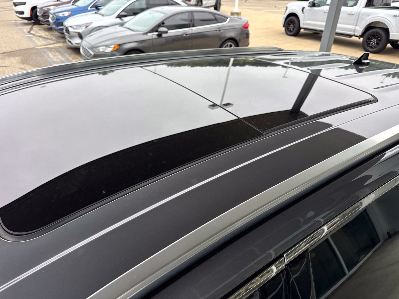 Used 2021 Lincoln Aviator Reserve AWD/4WD image 18