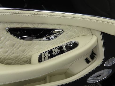 Used 2020 Bentley Continental GT First Edition image 30