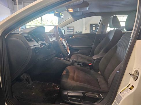 Used 2015 Volkswagen Jetta S FWD image 21