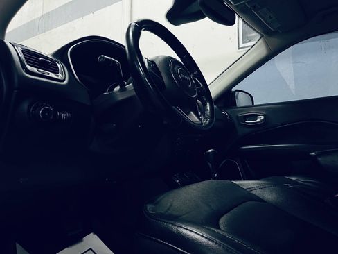 Used 2021 Jeep Compass Limited FWD image 15