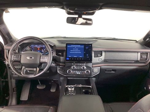 Used 2022 Ford Expedition Limited image 22