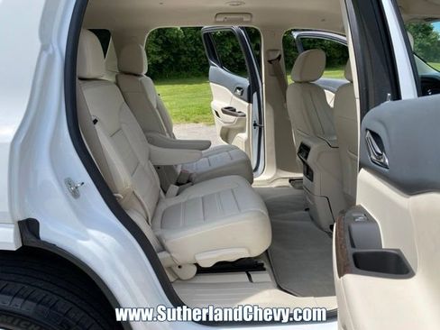 Used 2023 GMC Acadia Denali AWD/4WD image 41