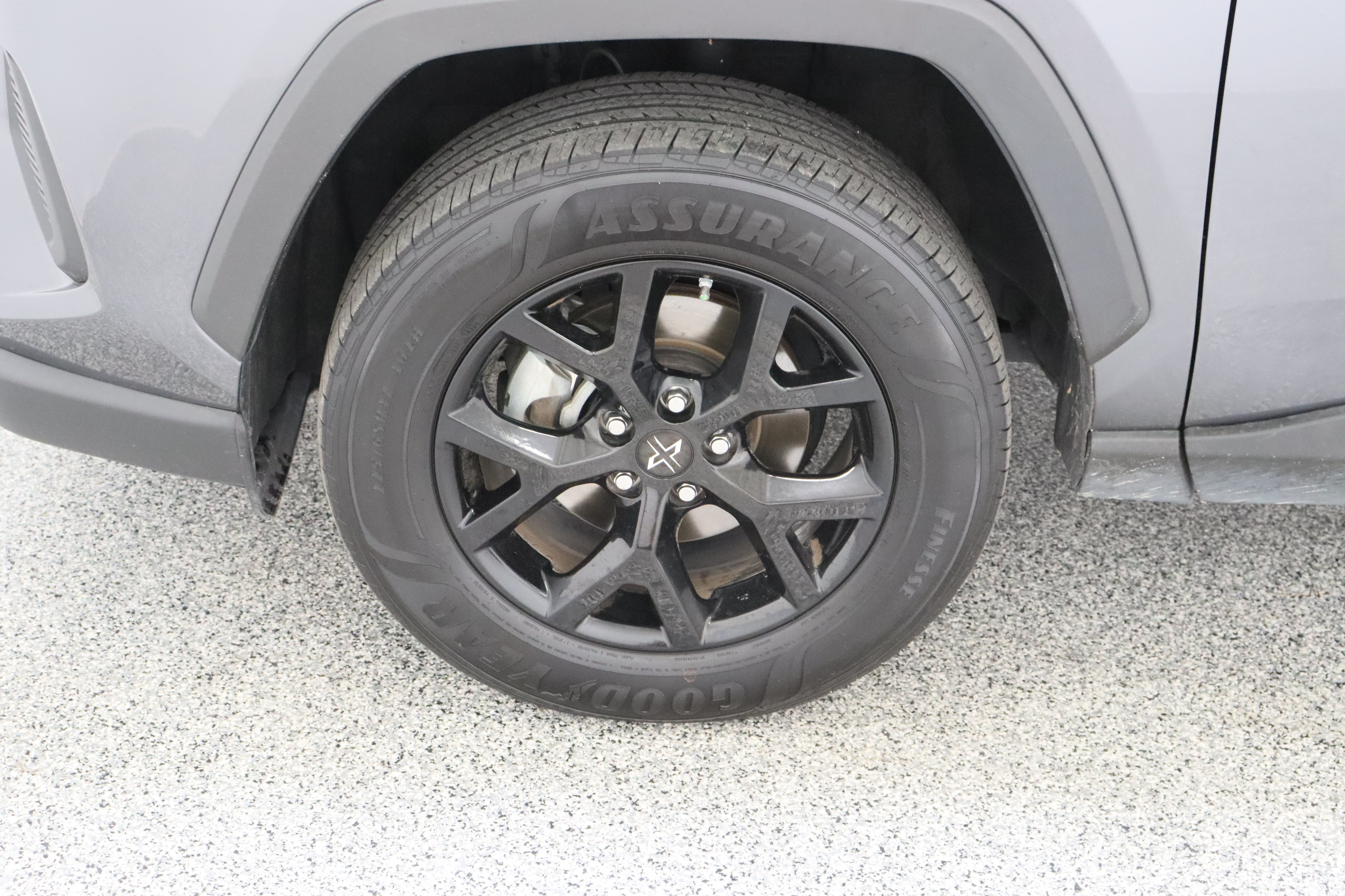 Used 2024 Toyota RAV4 LE FWD image 11
