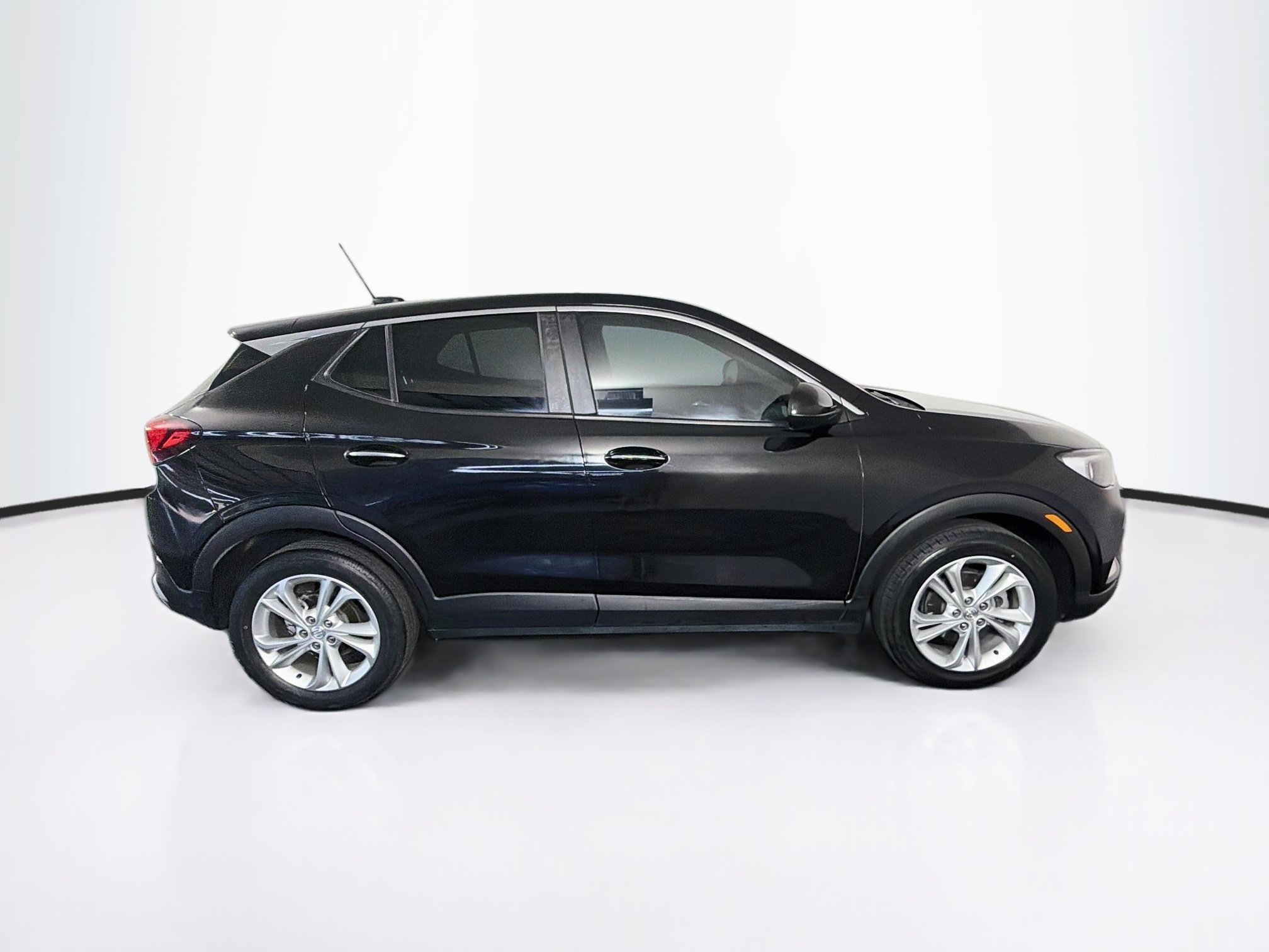 Used 2023 Buick Encore GX Preferred w/ Cold Weather Comfort Package FWD image 10