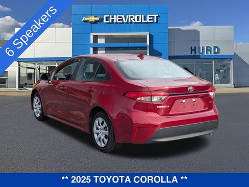 Used 2025 Toyota Corolla LE image 7