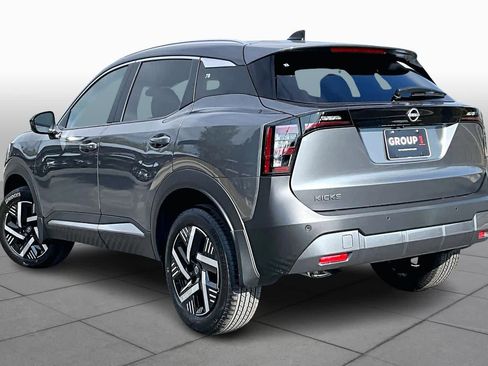 New 2026 Nissan Kicks SV image 12