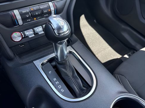 Used 2022 Ford Mustang GT w/ Equipment Group 301A RWD image 14