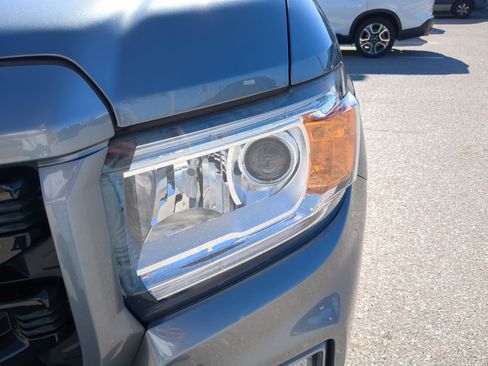 Used 2022 GMC Canyon Elevation w/ Trailering Package image 9