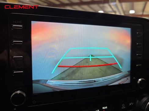 Used 2020 Toyota Highlander XLE w/ Protection Package #3 image 19