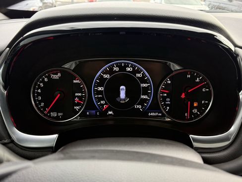 Used 2023 Chevrolet Traverse High Country image 18