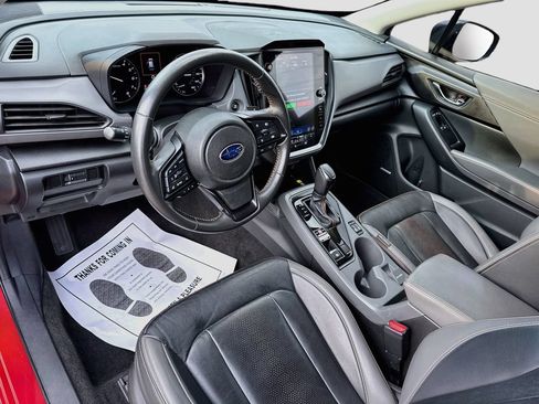 Used 2024 Subaru Crosstrek 2.5i Limited w/ Crosstrek Mirror Package AWD/4WD image 9
