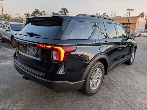 New 2026 Ford Explorer Active w/ Active Comfort Package image 5