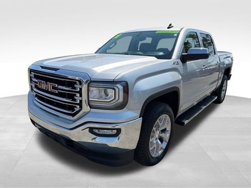 Used 2018 GMC Sierra 1500 SLT w/ Texas SLT Premium Package AWD/4WD image 2