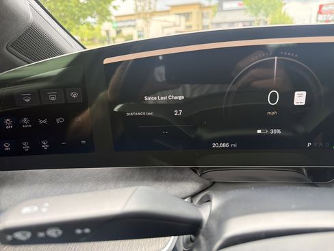 Used 2022 Lucid Air Grand Touring AWD/4WD image 3