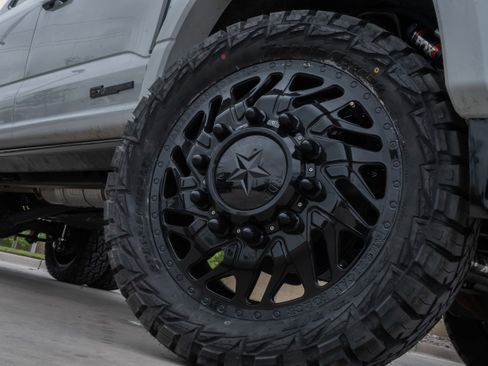 Used 2026 Ford F450 Platinum w/ Platinum Plus Package image 9