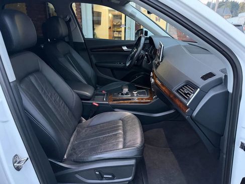 Used 2018 Audi Q5 2.0T Premium Plus w/ Premium Plus Package image 11
