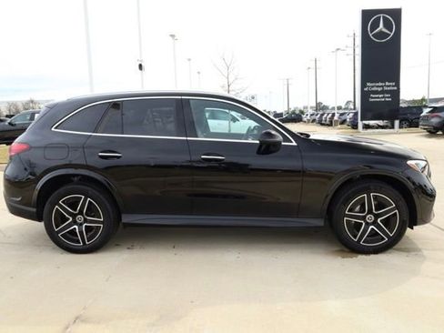 Certified 2026 Mercedes-Benz GLC 300 image 2